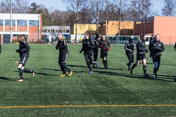 Bild 4 - B-Juniorinnen Halbfinale SVHU - Holstein Kiel : Ergebnis: 3:0